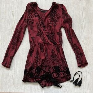 LIKE NEW PAC SUN Romper